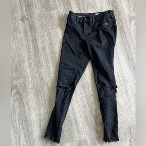 Black skinny jeans